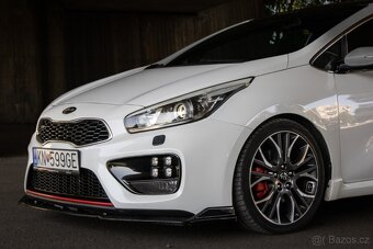Kia Ceed 1.6 T-GDI GT - 10
