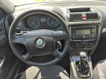 Škoda Octavia II, sedan 1,8TSi 118kW,serviska - 10