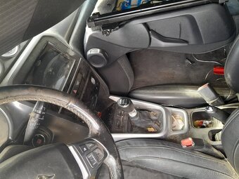 Suzuki Vitara 1,6 DDIS 120 - 10