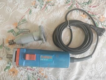 Přímá profesionální bruska Narex - 10