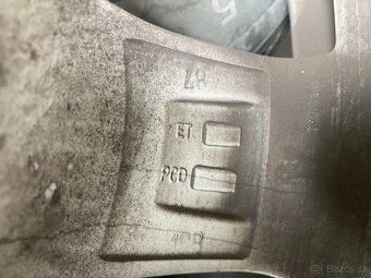 Alu kola Ford - 10