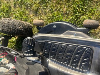 Zahradní trakturek MTD 24hp - 10