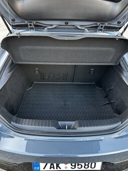 Mazda 3 2.0,2019 (120Kw) - NEJVYŠŠÍ VÝBAVA - Bose Audio, 360 - 10