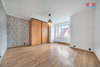Prodej rodinného domu, 218 m², Plzeň, ul. K Pecihrádku - 10