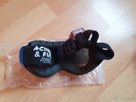 Helma + Brýle na Snowboard/Lyže - NOVÉ - 10