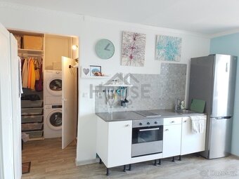 Prodej bytu 2+kk, 35 m², Praha 10 - Vršovice., ev.č. 00951 - 10