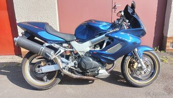 HONDA VTR 1000 - 10