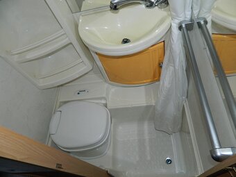 Karavan Dethleffs Beduin - 10