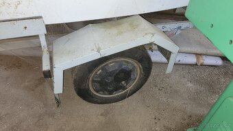 Kajutový motorový člun na opravu - 10