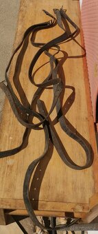 Podbřišníky, podsedlovky a další - 10