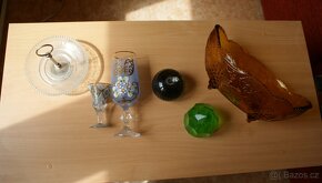 třetích 20fotek Sklo a porcelán různe prodám + 2 těžítka - 10
