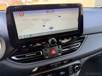 Hyundai i30 combi 1,5gdi 2022 v záruke - 10