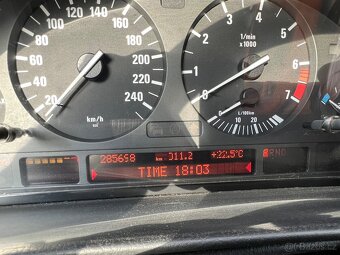 BMW 728i e38 - REZERVACE - 10