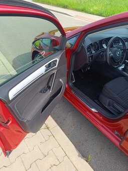 Volkswagen Golf VII 1,4 Tsi 7st DSG výbava CUP - 10