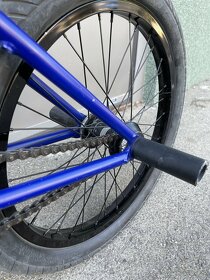 BMX - 10