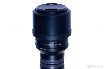 Sony FE 100mm f/2,8 STF GM + UV filtr Bez známek použití - 10