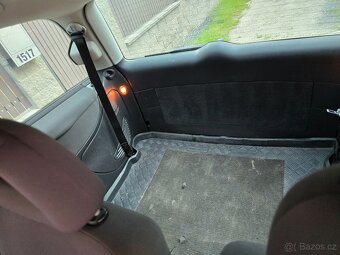 Volkswagen Sharan 2.8 V6 4motion, 2004, 7 míst, Chyba čidla - 10