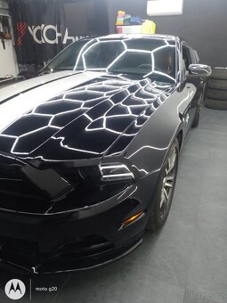 Ford Mustang - 10