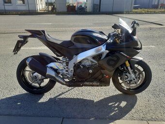 Aprilia Rsv4 RR APRC - 10