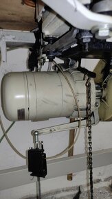 Průmyslový třínitný overlock RIMOLDI C27 - 10