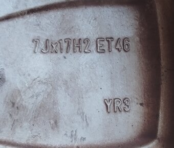 Alu kola včetně letní pneu 215/40R17 - 10