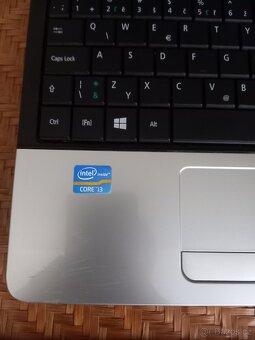 Acer TravelMate P253 - 10