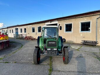 Traktor Fendt 250 S - 10