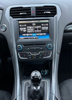 Ford Mondeo 2.0TDCi 110kW, el. kufr, vyhř. volant a č. sklo - 10