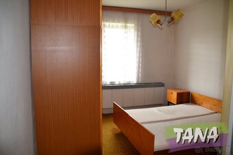 Rodinný dům v obci Chotěvice, okr. Trutnov, ev.č. 00216 - 10