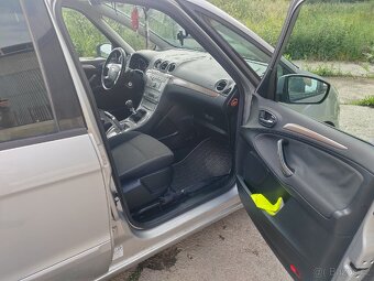 Prodám Ford Galaxy - 10