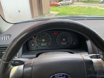 Ford Mondeo 2.2 - 10