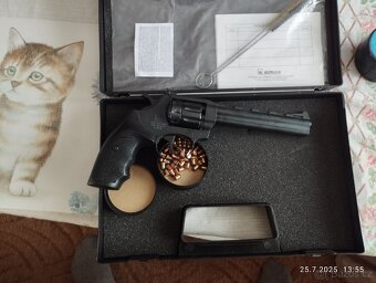 Revolver Flobert typ 661, 6 mm - 10
