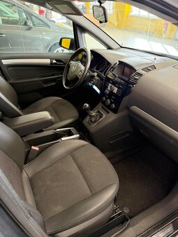 Opel Zafira 1.8 103kW - 7 míst r.v. 2009 - 10