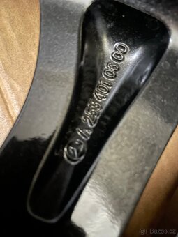 Original alu zimní Mercedes GLC W253 x253 c253 235/65/17 99% - 10