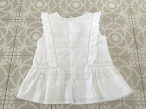 1x oblečená bílá krajková vyšívaná halenka Mayoral 134 - 10