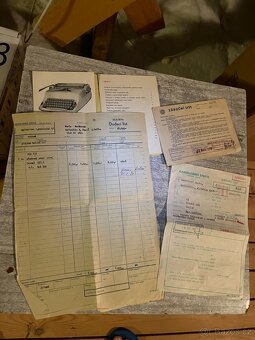 Přenosný psací stroj Consul 221.1 (r.1970) – sběratelský set - 10