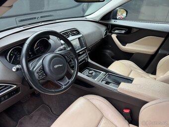 Jaguar F-Pace 30D AWD PRESTIGE ČR DPH - 10