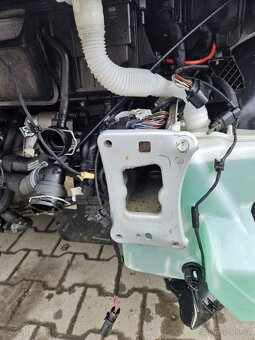 Škoda Karoq Facelift 2023/2.0 TDI 4X4 DSG/DPH/28tKM/Pojízné. - 10