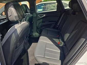 Audi Q4 e-tron 2024 - 10