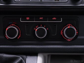 Volkswagen Transporter 2,0 TDI 75kW Long DPH (2017) - 10