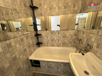 Pronájem bytu 2+1, 54 m², Ostrava, ul. Bulharská - 10
