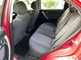 Chevrolet Aveo 1.4i 74kW rok 2009 naj.136tis. NOVÁ STK - 10