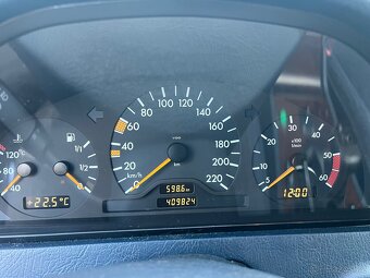 Mercedes Benz W202 250TD - 10