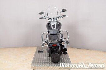 Yamaha XV 1900 Raider S - 10