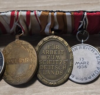 Exkluzivní medailová lišta Třetí říše - 9 míst - 10