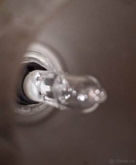 Kovověskleněný lustr - 10