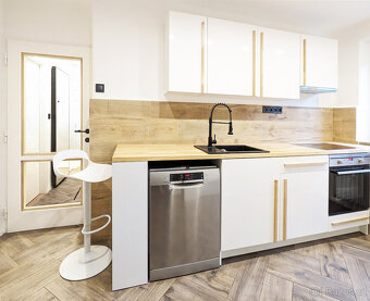 Pronájem bytu v Dobrušce, 3+1, 79m2 - 10