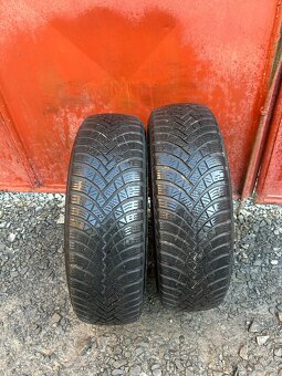 Prodám gumy 185/65/15. - 10