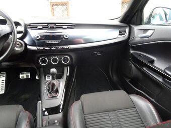 Alfa Romeo Giulietta TCT - 10