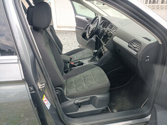 Volkswagen Tiguan, 2.0TDi-110 kw,navi,kamera,r.19 - 10